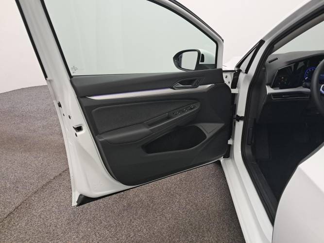 Golf 1.0 eTSI OPF 110 DSG7