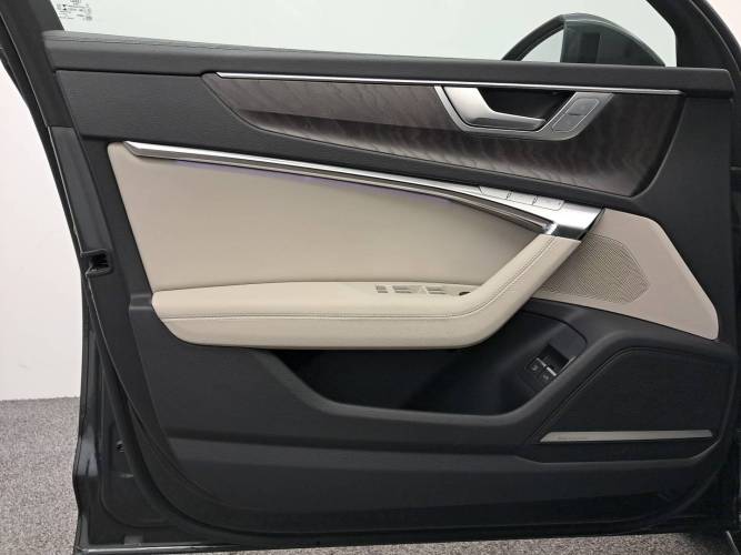 A6 Avant 50 TFSIe 299 ch S tronic 7 Quattro