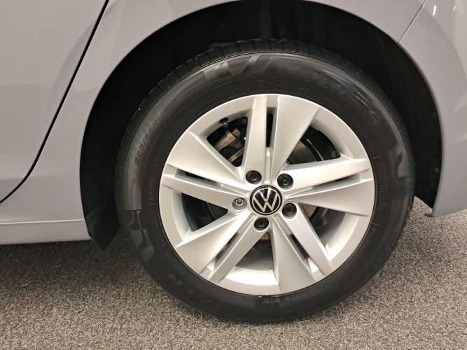 Golf 1.0 eTSI OPF 110 DSG7