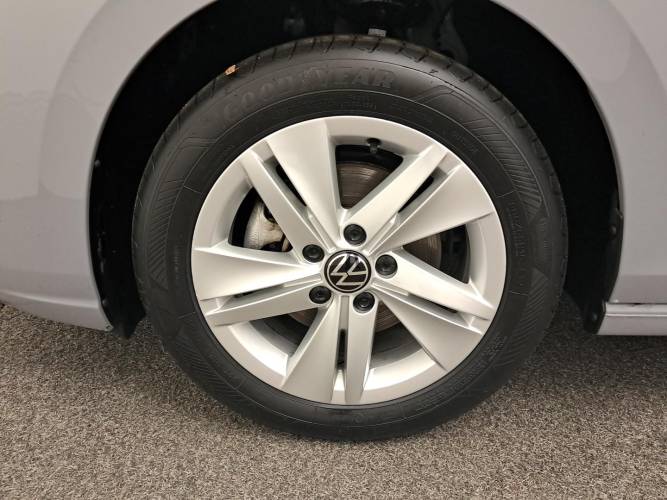 Golf 1.0 eTSI OPF 110 DSG7