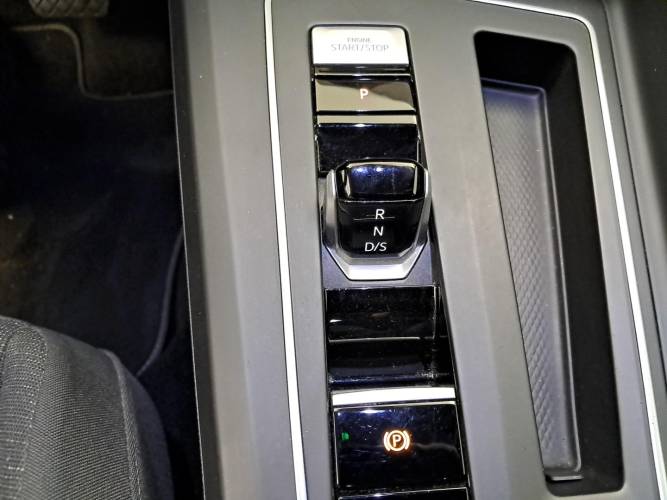 Golf 1.0 eTSI OPF 110 DSG7