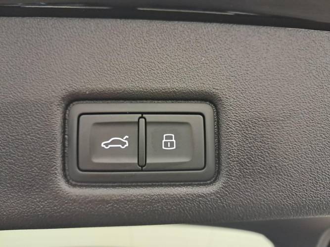 Q5 TFSI 204 ch Hybride S tronic 7 Quattro