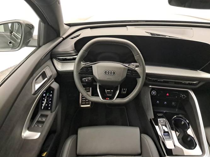 Q5 TFSI 204 ch Hybride S tronic 7 Quattro