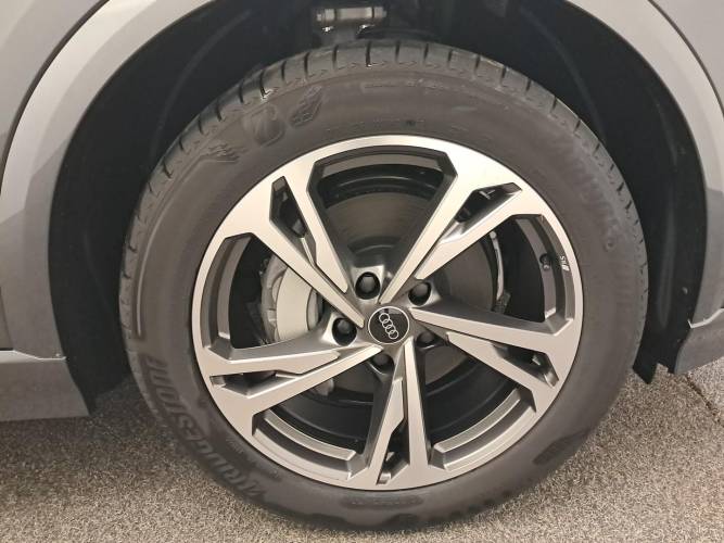 Q6 e-tron 306 ch 100 kWh performance