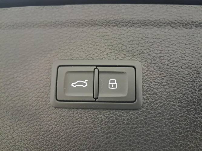 Q5 50 TFSIe 299 S tronic 7 Quattro