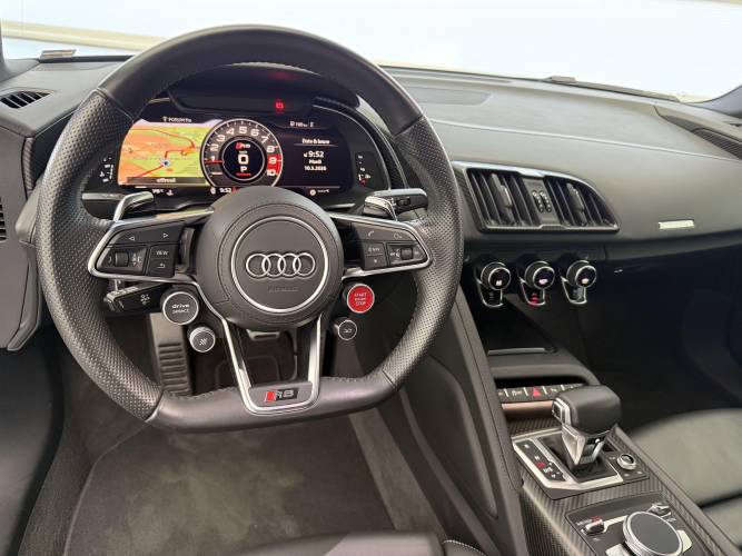 R8 V10 5.2 FSI 540 S tronic 7 Quattro