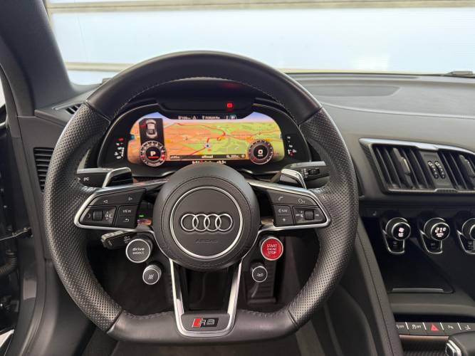 R8 V10 5.2 FSI 540 S tronic 7 Quattro