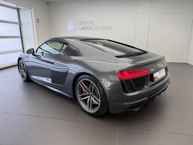 R8 V10 5.2 FSI 540 S tronic 7 Quattro