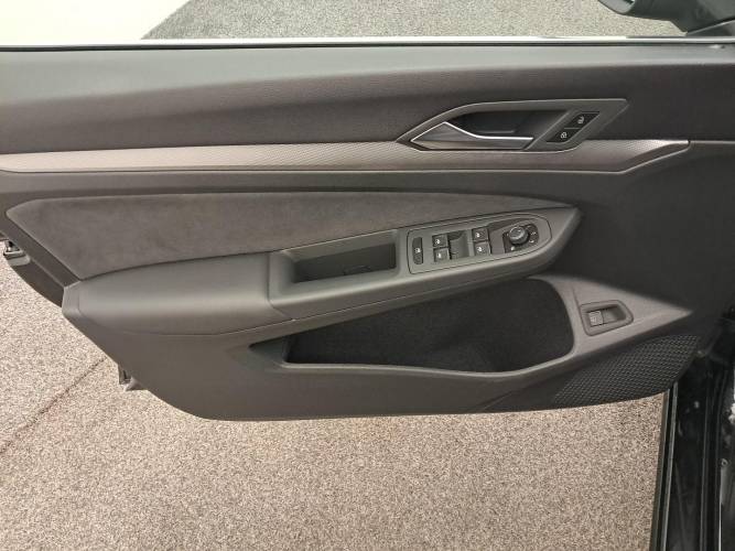 Golf 1.5 eHybrid 204 DSG6