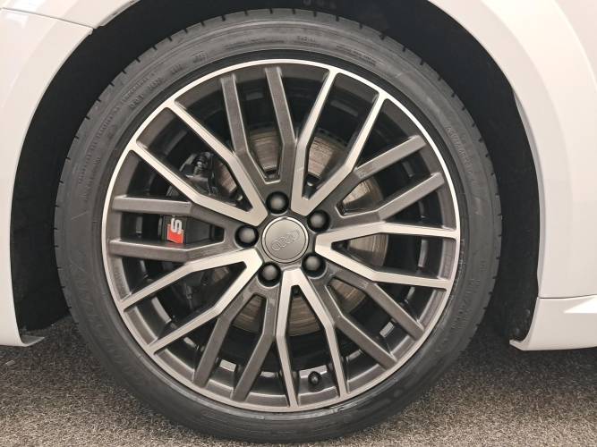 TTS Coupé 40 TFSI 320 S tronic 7 Quattro
