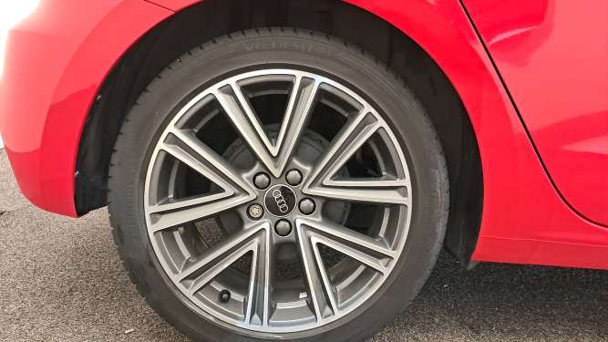 A1 Sportback 25 TFSI 95 ch S tronic 7