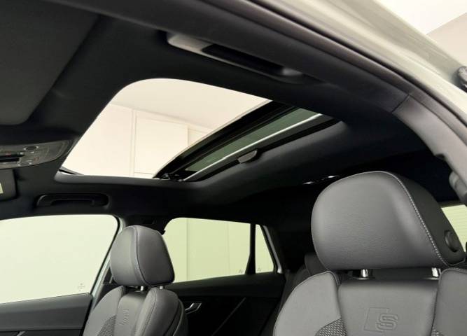 Q2 35 TFSI 150 S tronic 7