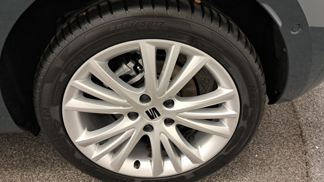 Leon 1.5 eTSI Hybrid 115 DSG7