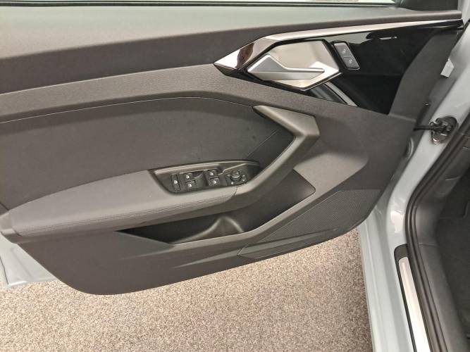 A1 Sportback 30 TFSI 110 ch BVM6