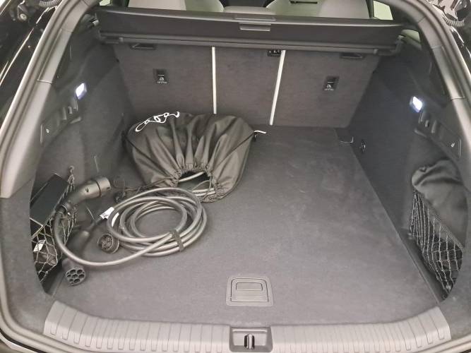 A6 e-tron Avant Performance 367 ch 100 kWh