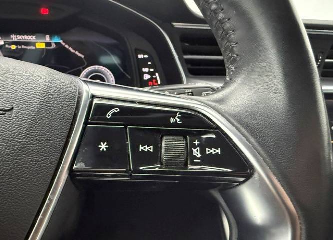 A6 Avant 40 TDI 204 ch S tronic 7