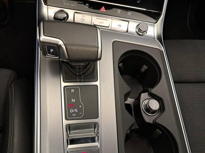 A6 Avant 55 TFSIe 367 ch S tronic 7 Quattro