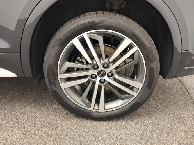 Q5 50 TFSIe 299 S tronic 7 Quattro
