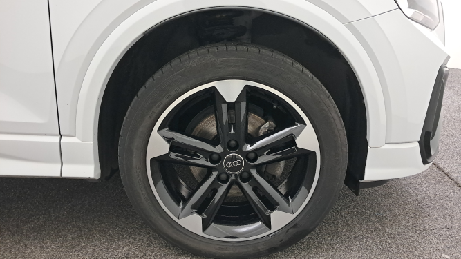 Q2 35 TFSI 150 S tronic 7