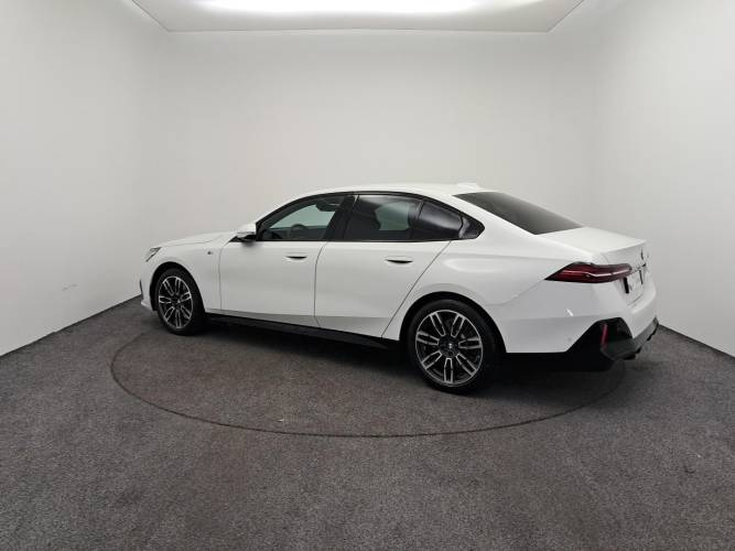 520i 208 ch BVA8
