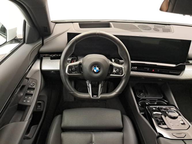 520i 208 ch BVA8