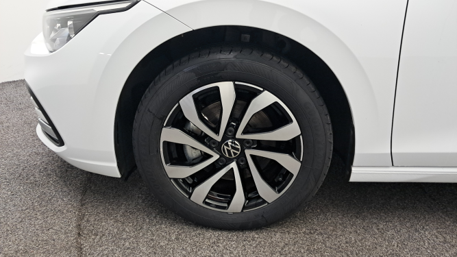 Golf 1.5 eTSI OPF 130 DSG7