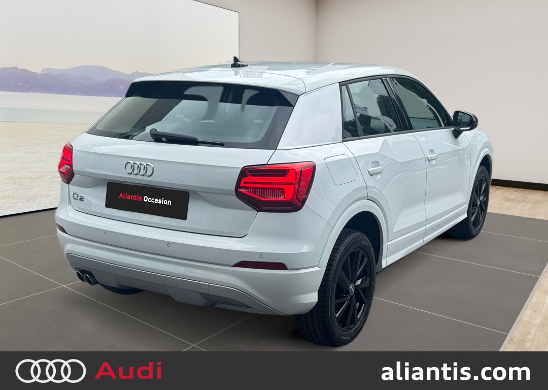 AUDI Q2