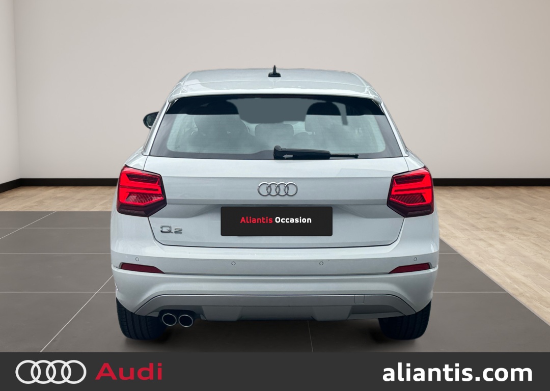 AUDI Q2