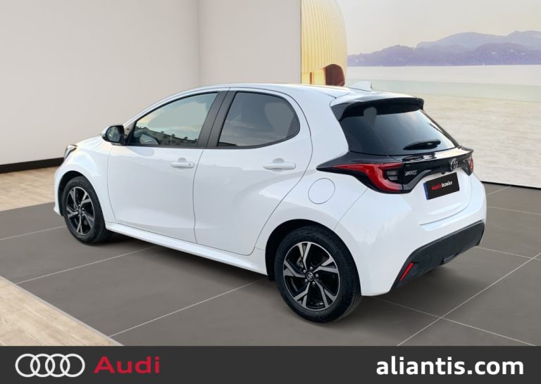 TOYOTA YARIS HYBRIDE