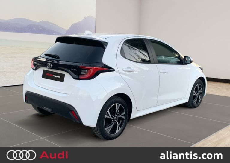 TOYOTA YARIS HYBRIDE