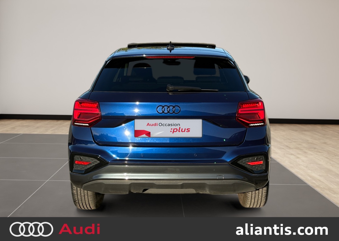 AUDI Q2