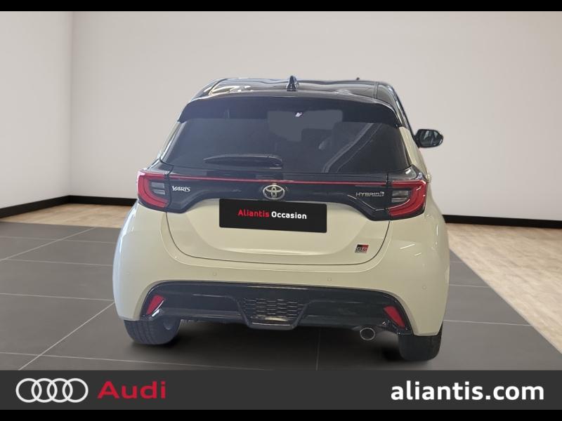TOYOTA YARIS HYBRIDE MY22