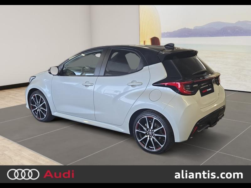 TOYOTA YARIS HYBRIDE MY22