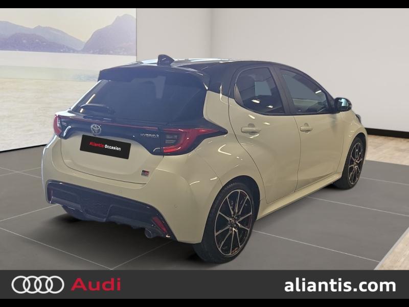 TOYOTA YARIS HYBRIDE MY22
