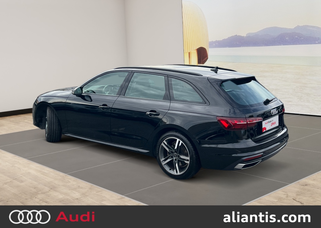 AUDI A4 AVANT