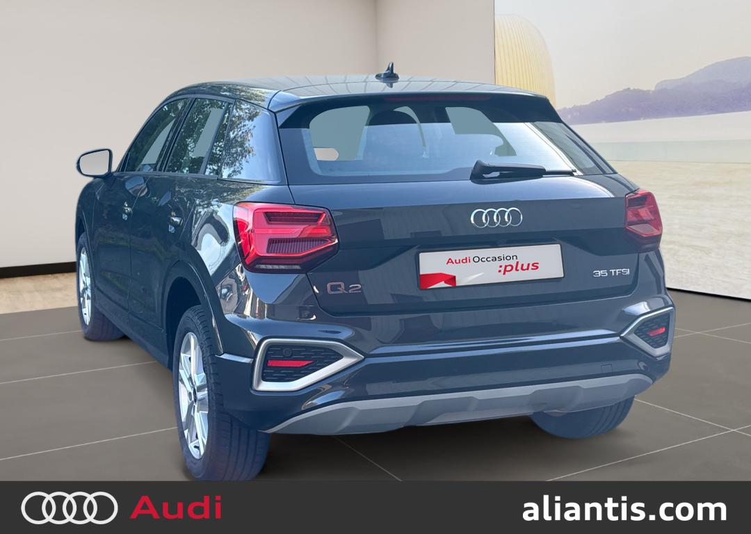 AUDI Q2