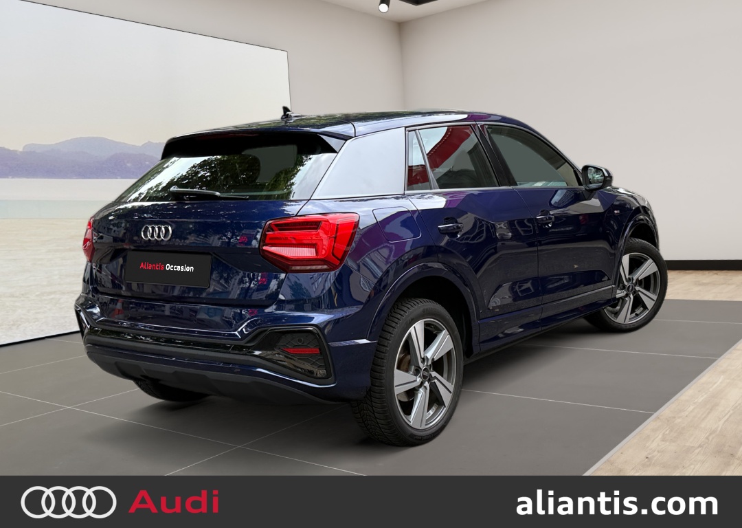 AUDI Q2