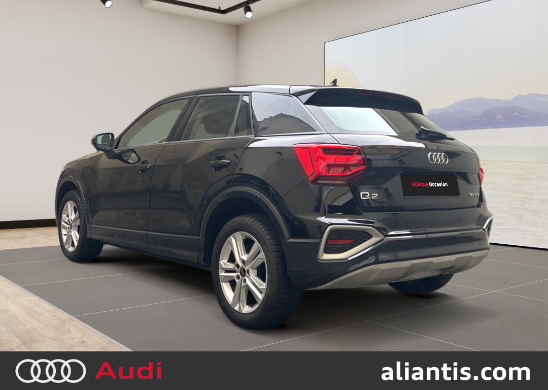 AUDI Q2