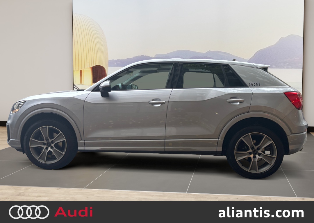 AUDI Q2