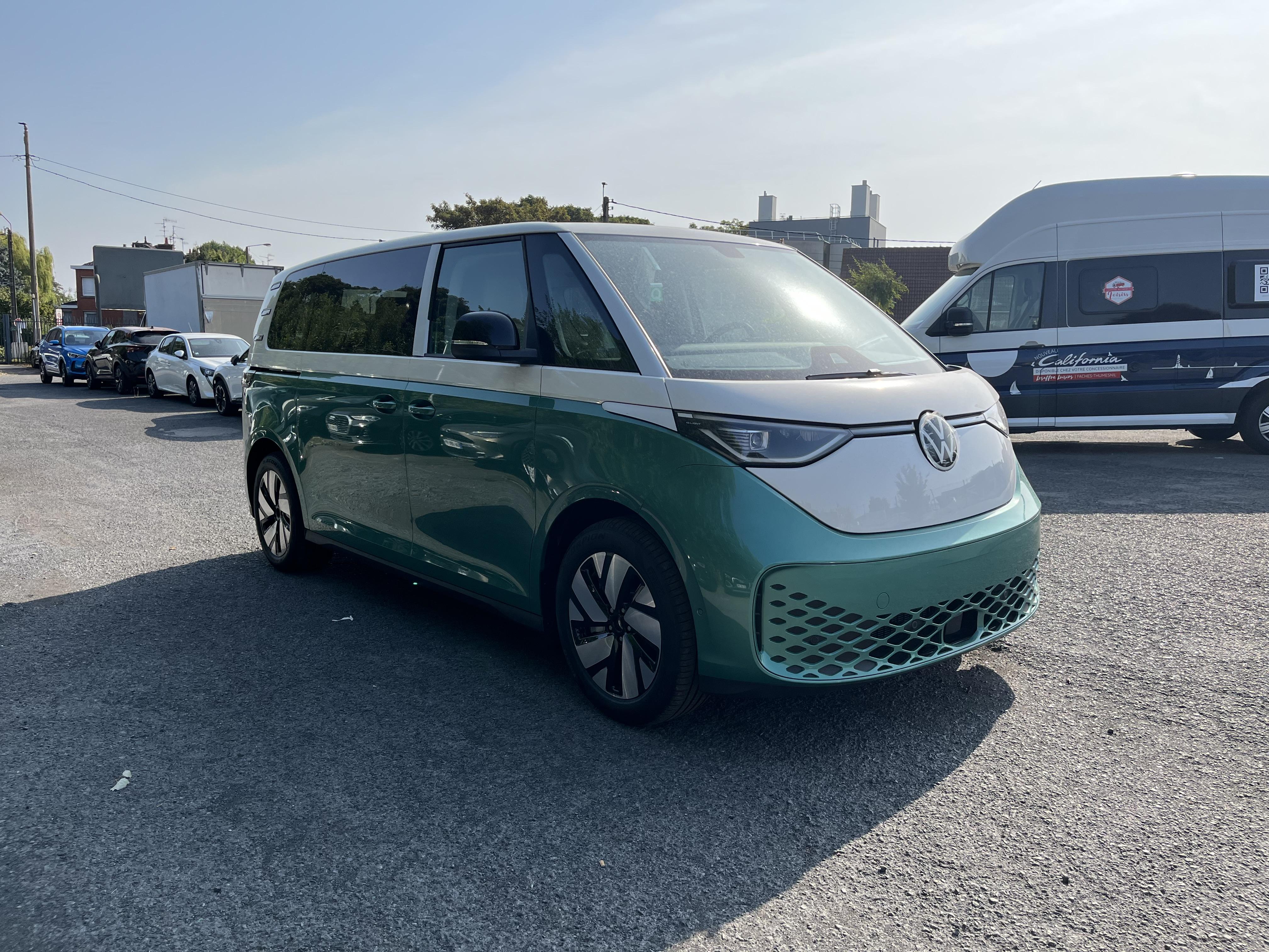 ID. Buzz 286 ch Pro 7 places