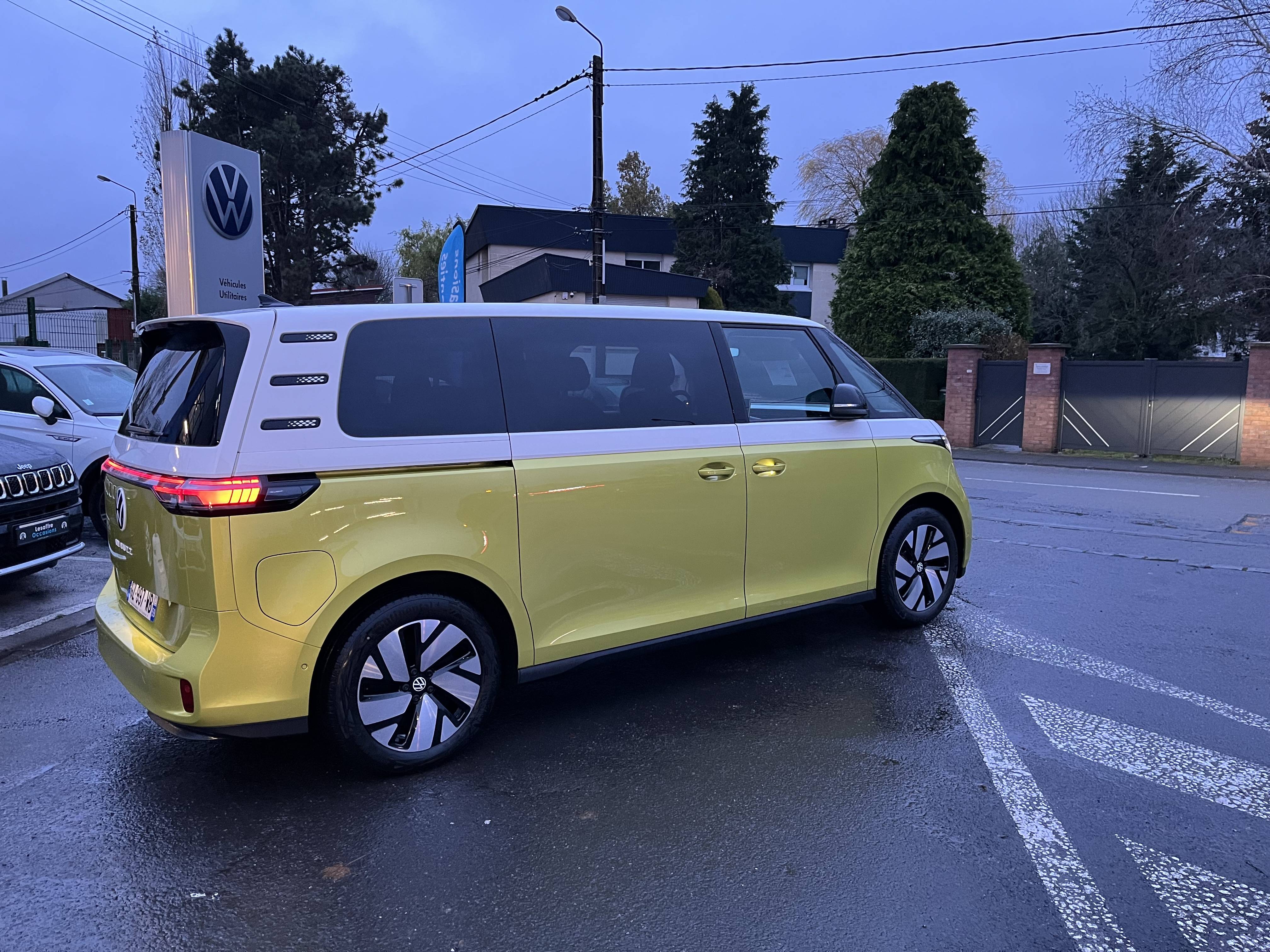 ID. Buzz 286 ch Pro 7 places