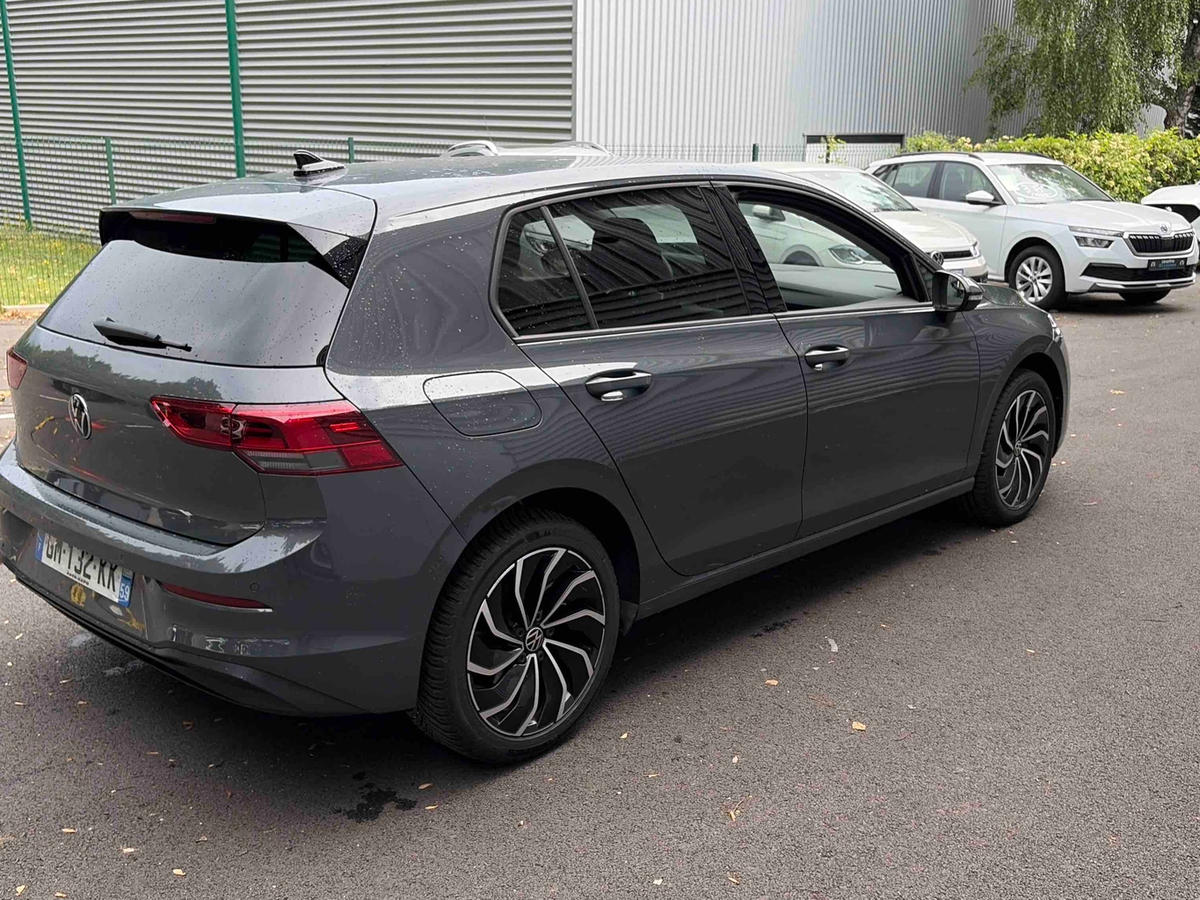 Golf 1.5 eTSI OPF 130 DSG7