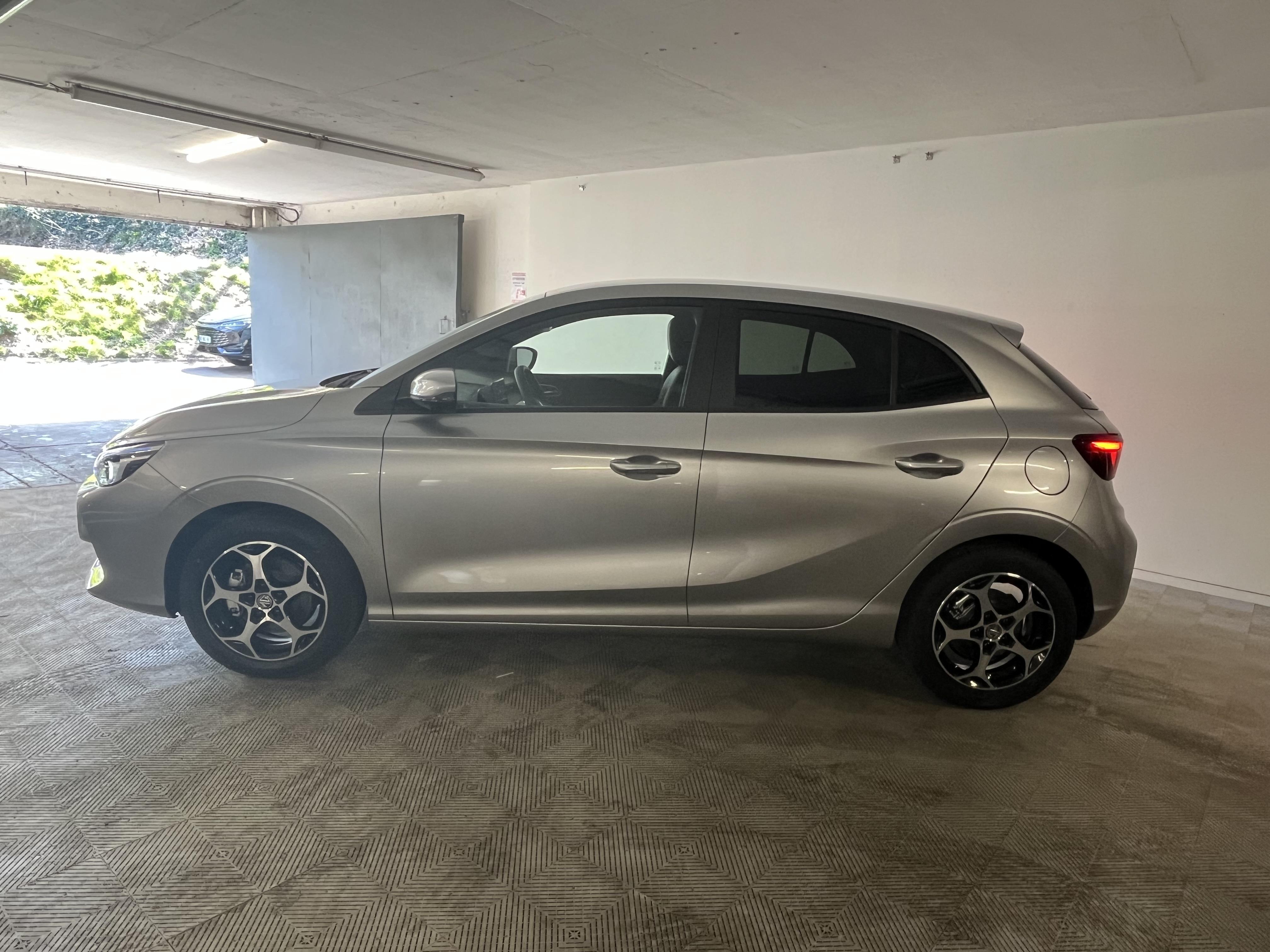 MG3 1.5 L Hybrid+ 195 ch