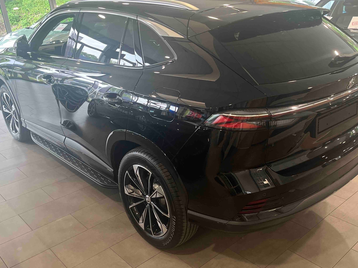 EHS 1.5T PHEV 272 ch