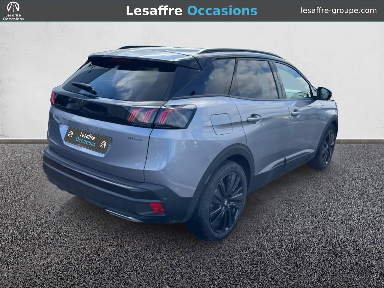 3008 Hybrid 225 e-EAT8