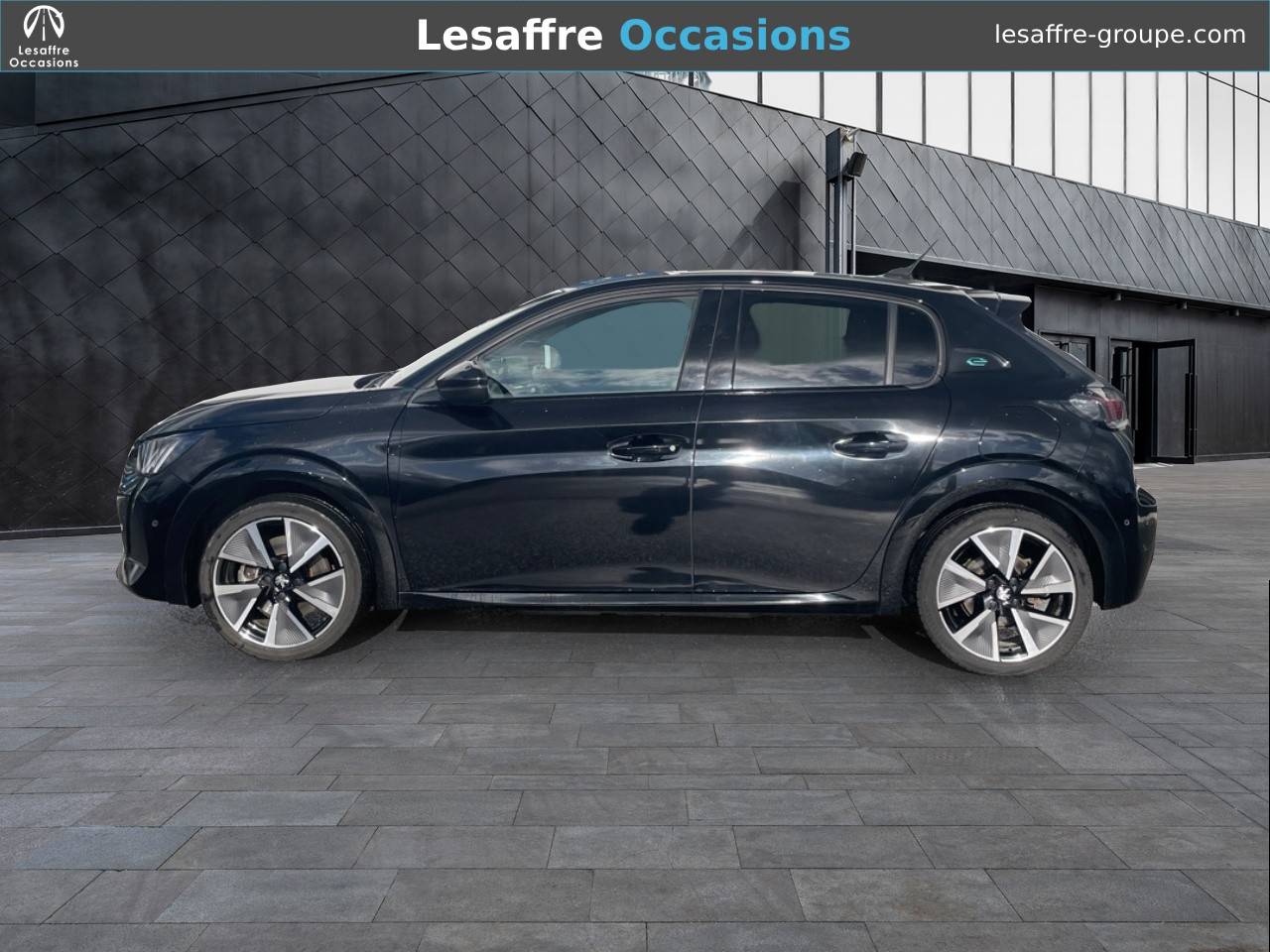 208 Electrique 50 kWh 136ch