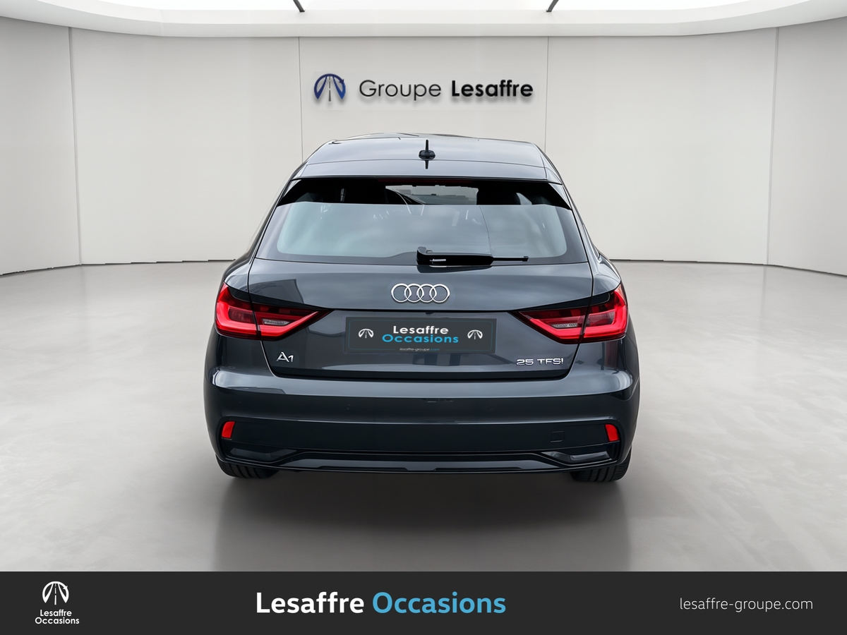 A1 Sportback 25 TFSI 95 ch S tronic 7