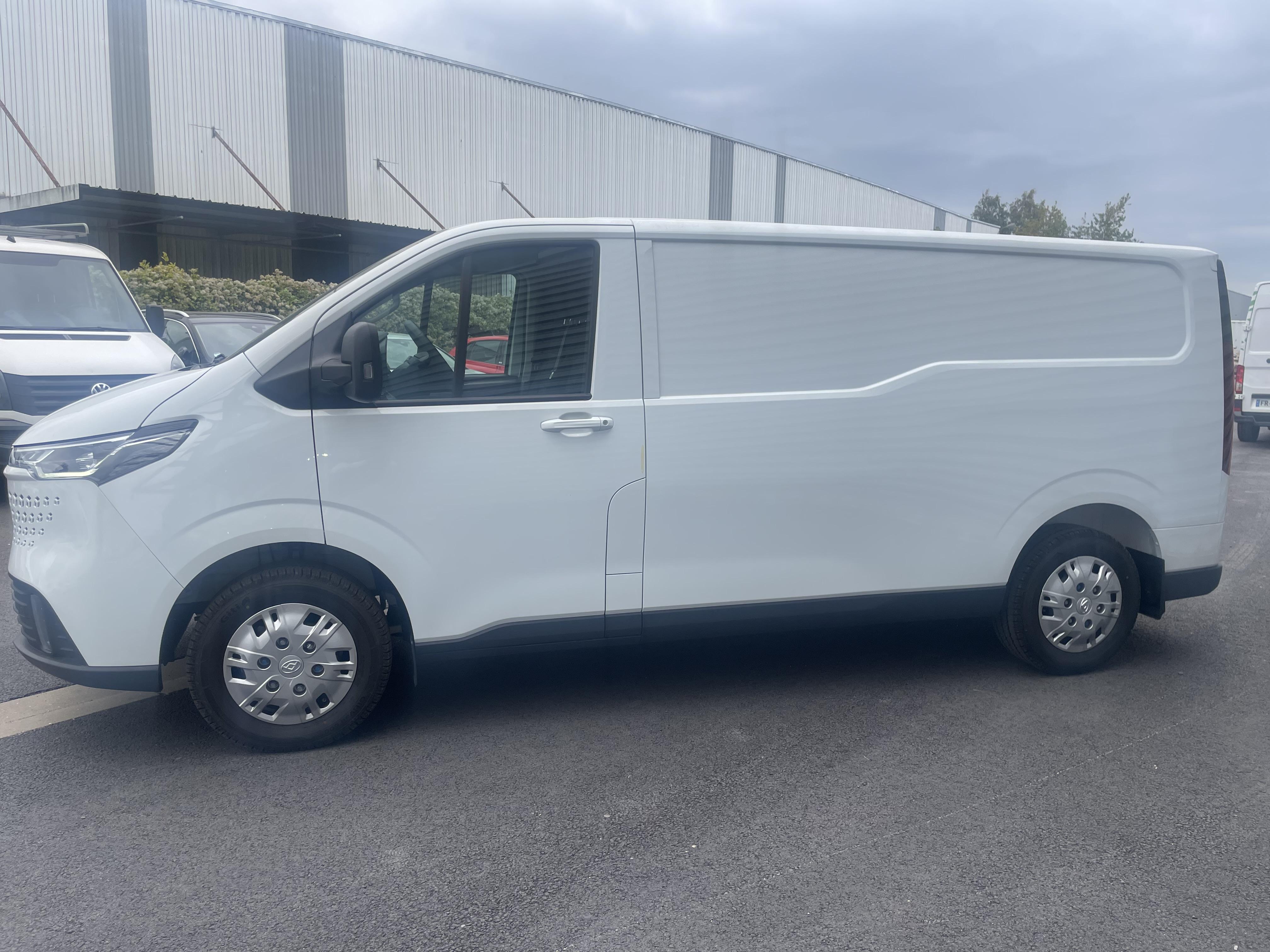 DELIVER7 FOURGON L2H1 2.0D 150 CH