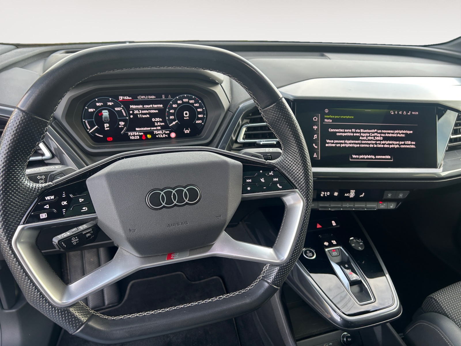 Q4 e-tron 50 quattro 299 ch 82 kW