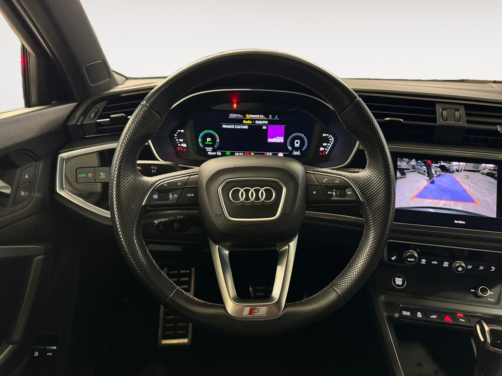 Q3 45 TFSIe 245 ch S tronic 6